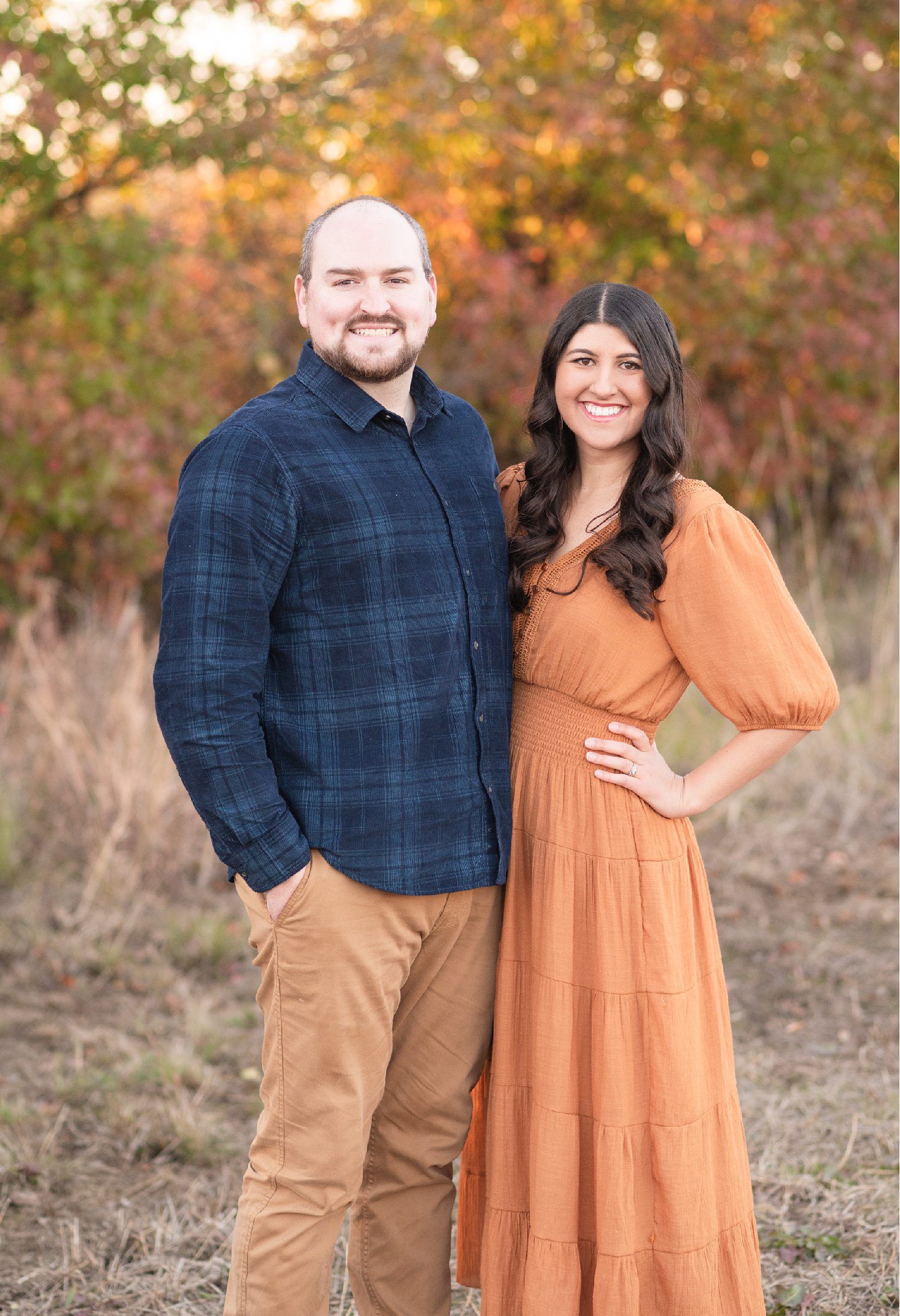 Large extended family session in fall by Bartlesville Family photographer Kristi Bray