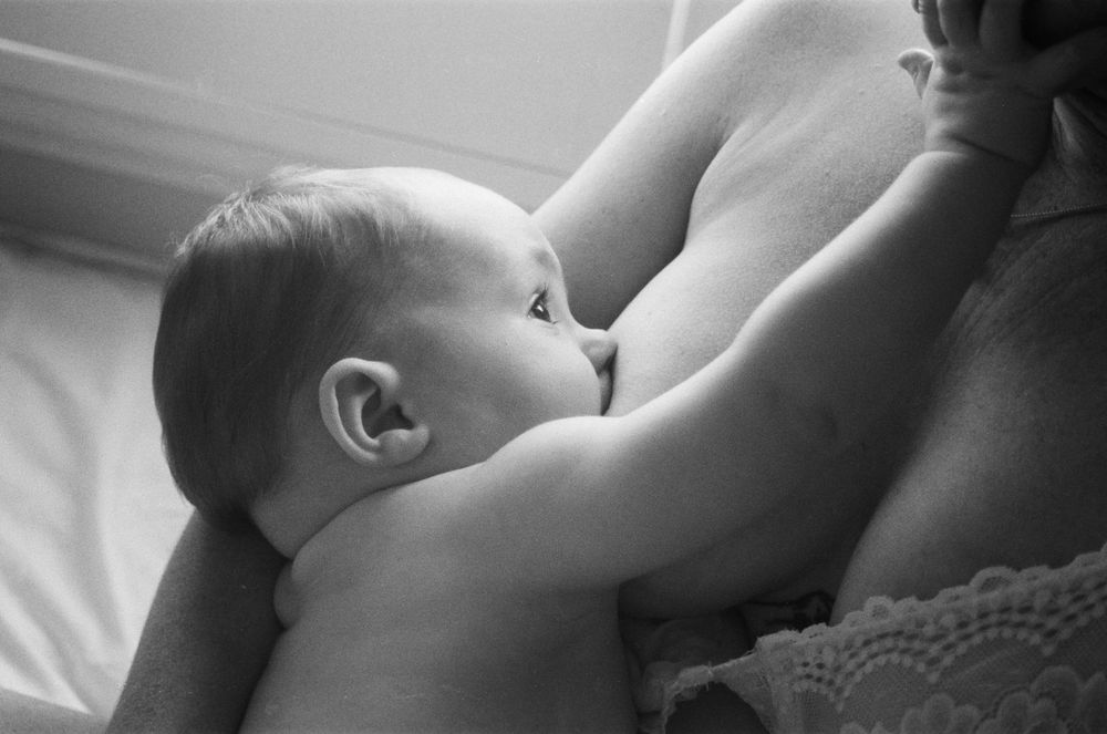 Capturing authentic moments through film in Perth, Margaret River, WA. Specializing in motherhood, branding, and intimate portraits