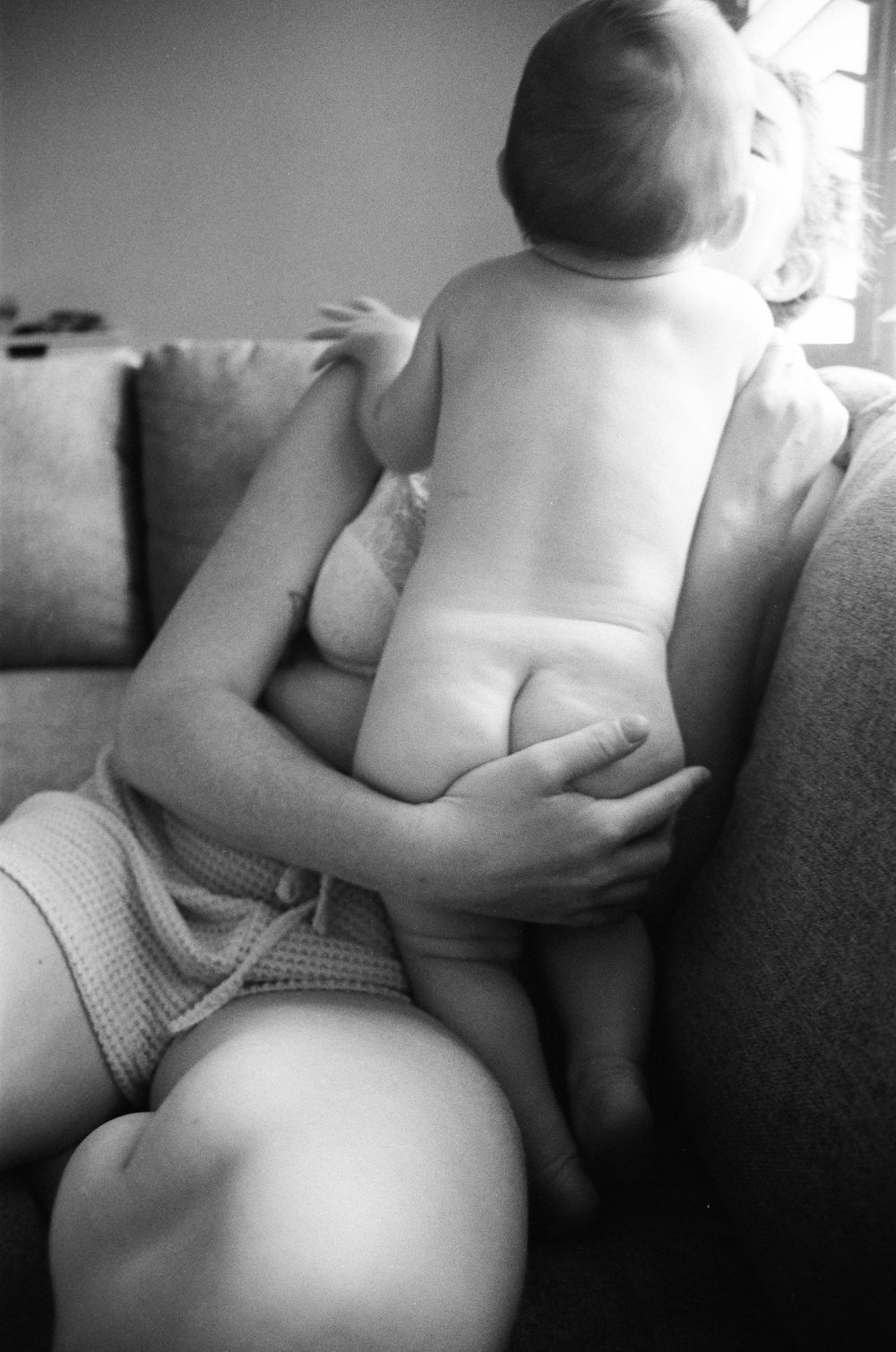Capturing authentic moments through film in Perth, Margaret River, WA. Specializing in motherhood, branding, and intimate portraits