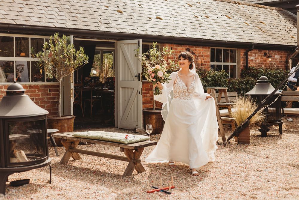 Kimbridge Barn wedding photographer