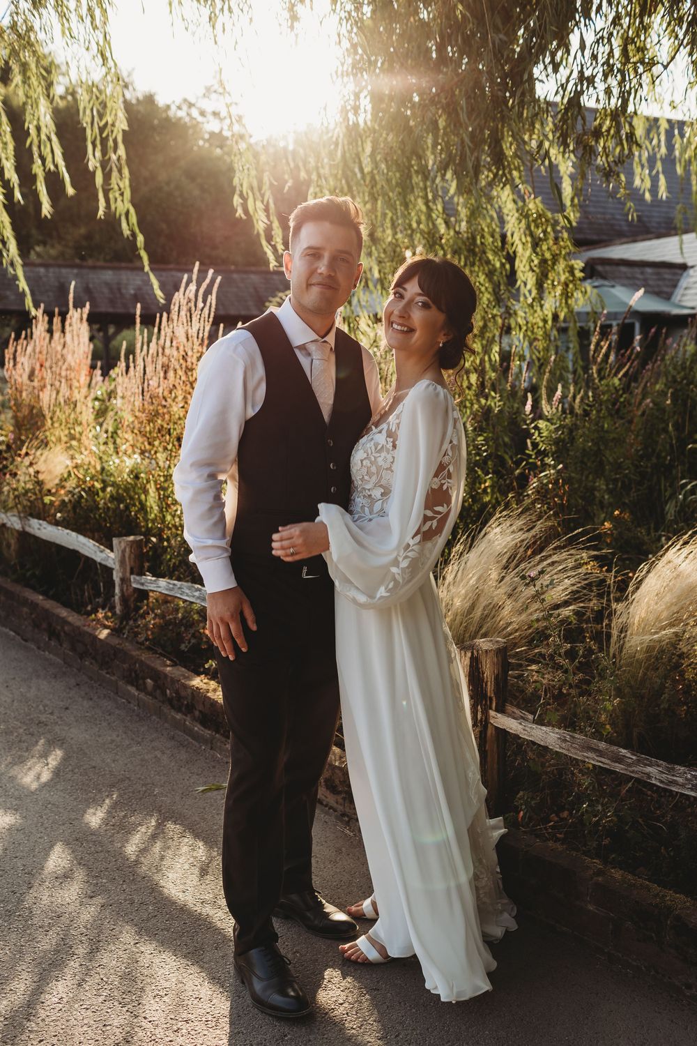 Kimbridge Barn summer wedding photography