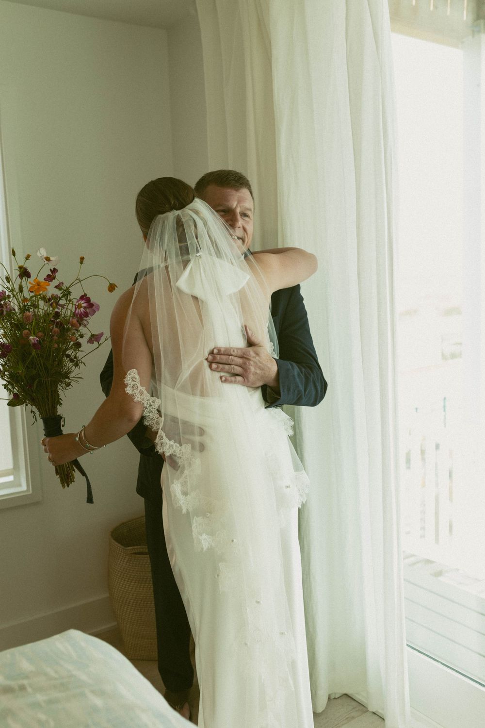cinematic small wedding photographer