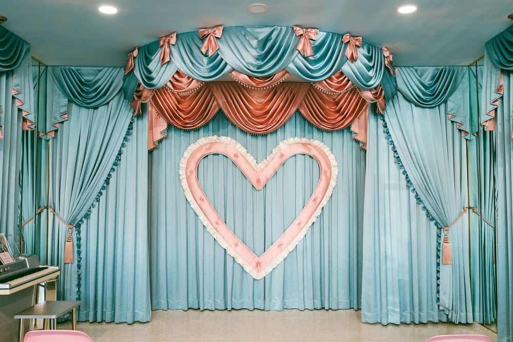 Sure Thing Too chapel elopement in Las Vegas