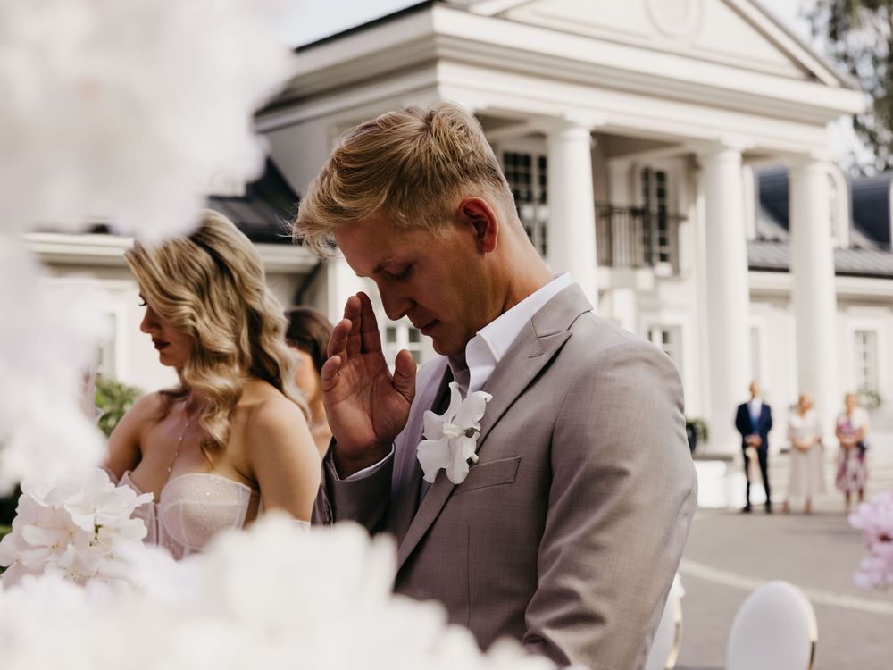 Ujęcie z ceremonii w ogrodzie kwiatowym, Mazowieckie