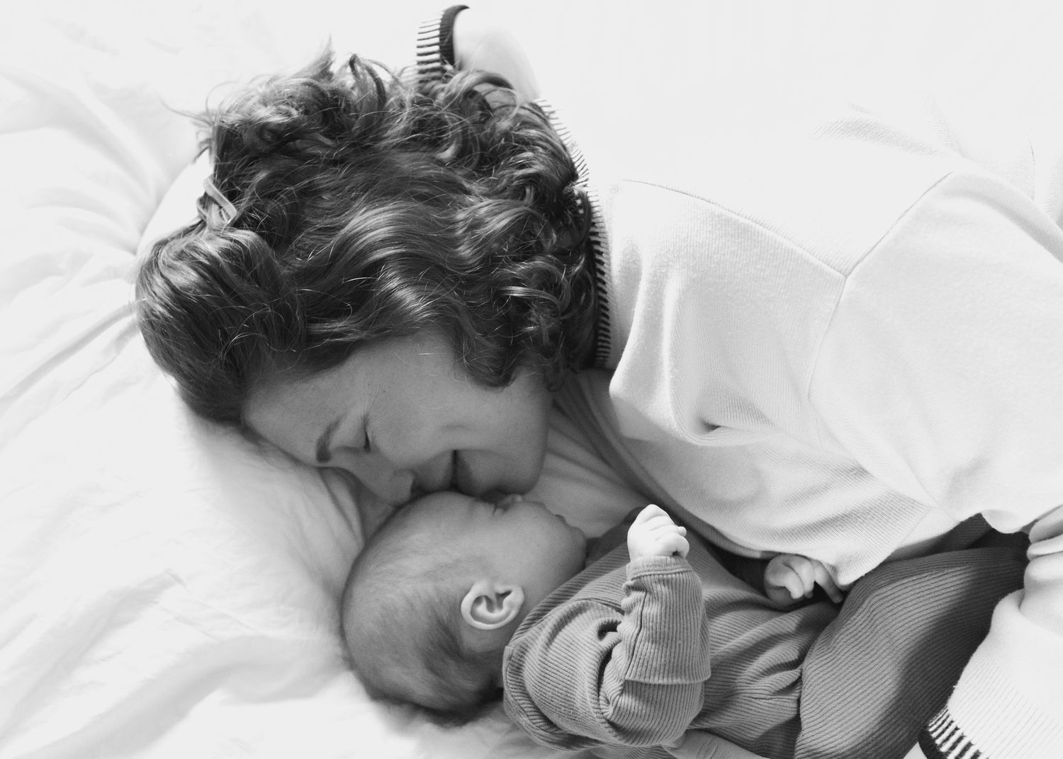 In home newborn portraits.
