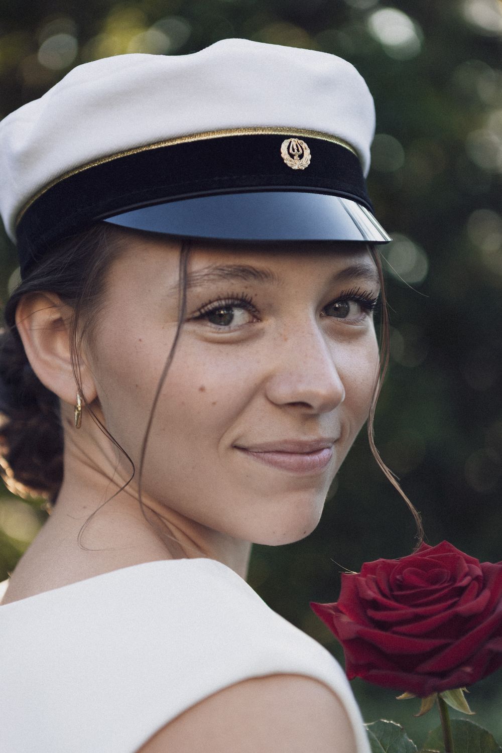 Valokuvaaja Pori, Valokuvaaja Satakunta, Yo-kuvaus Pori, Yo-kuvaus Satakunta, Valokuvaus Pori, Valmistujaiskuvaus Pori, Muotokuvaus Pori