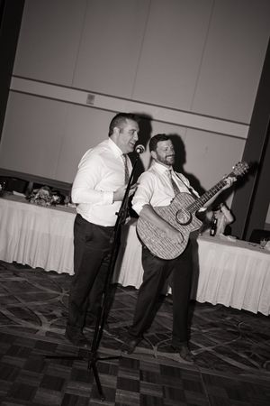 St. Louis wedding dance floor action.