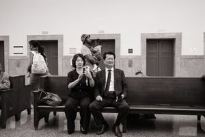 Parents on a wedding day during a St. Louis wedding at the St. Louis court house.