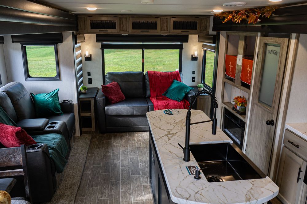 Camper photo.