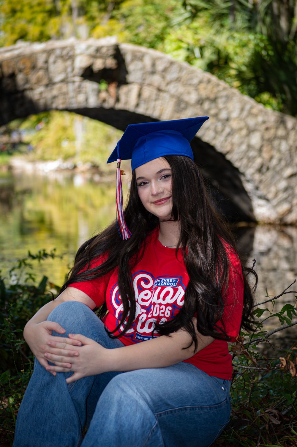 Grad/ Senior