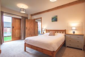 Professional commercial, real estate, Airbnb, holiday let, business, product, and branding photography in Rotorua & Bay of Plenty.