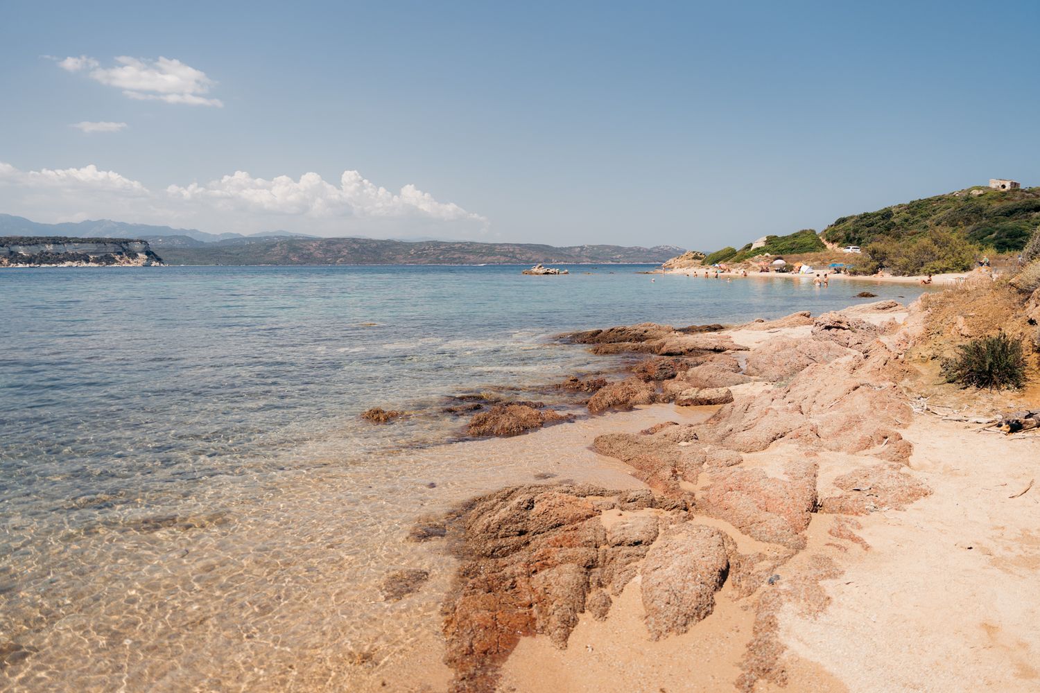 plage de capicciolu en corse du sud