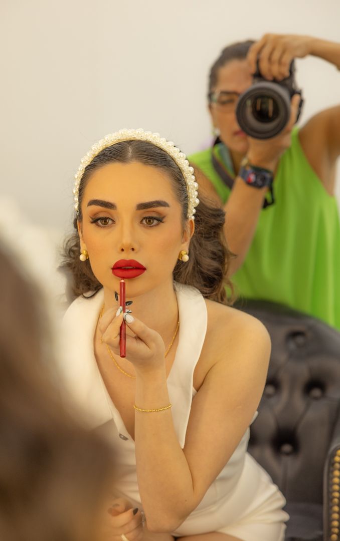 Build a standout modeling portfolio with bold, editorial, and fashion-forward photography. Serving Toronto, Richmond Hill & Vaughan with cre
