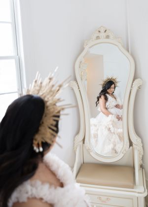 Brampton maternity photography. Ruby Manor maternity photographer. Toronto maternity photos. Toronto expecting parents.