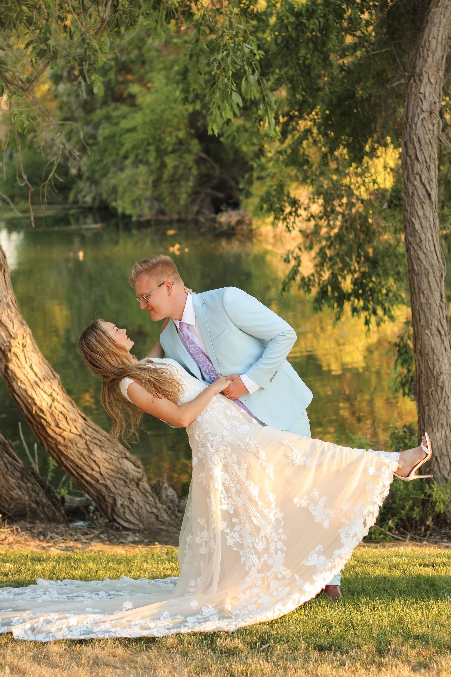 Bridal photography at Utah Lake, Provo UT, Utah County, by Utah County photographer