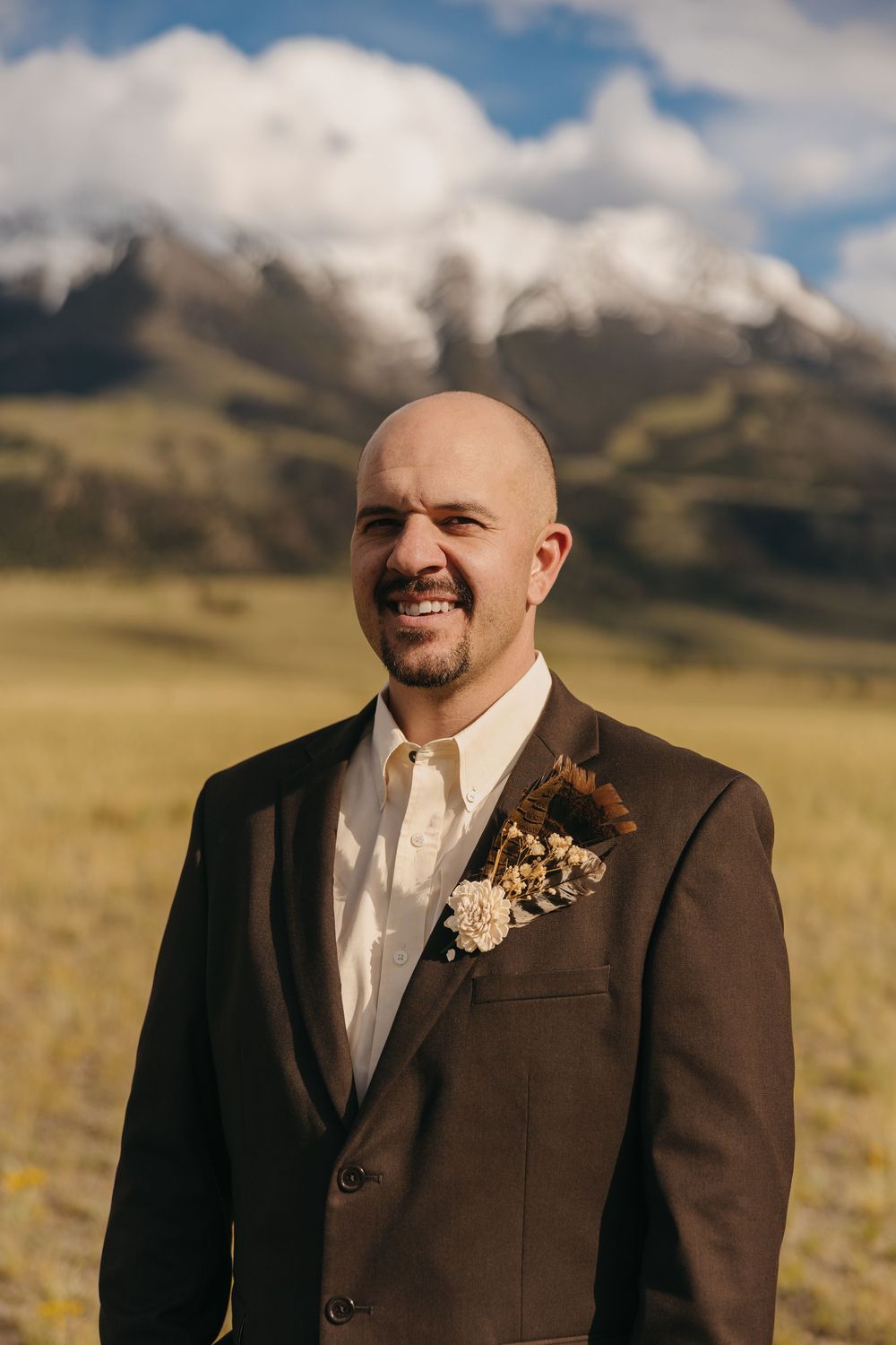 Pray, Montana Western groom at his wedding in Mountains at Paradise Valley captured by Pray Montana Elopement Photographer Sabrina Marie