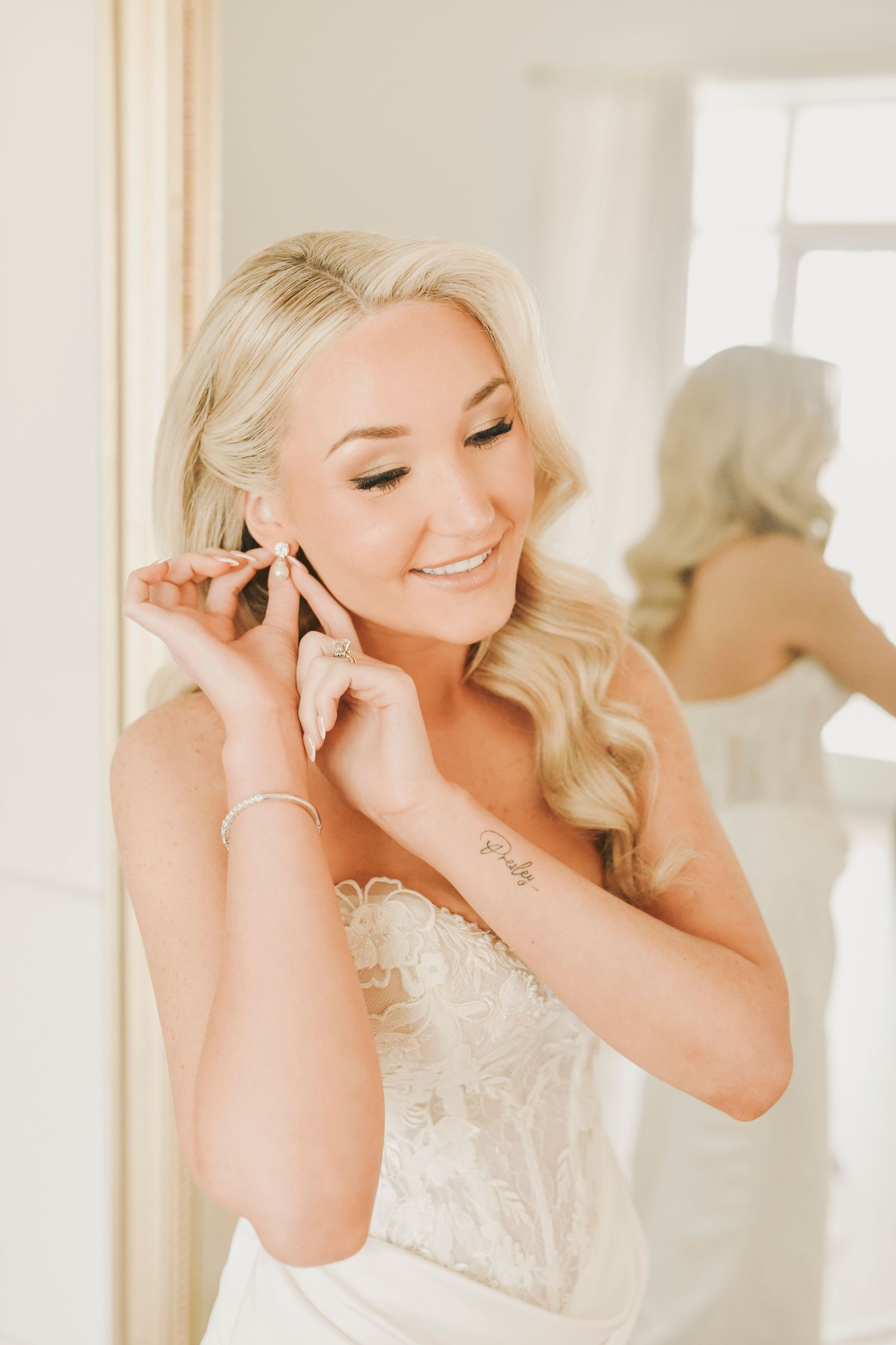 Bridal suite moments before ceremony