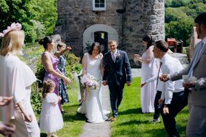 Natural wedding portraits in Cornwall.