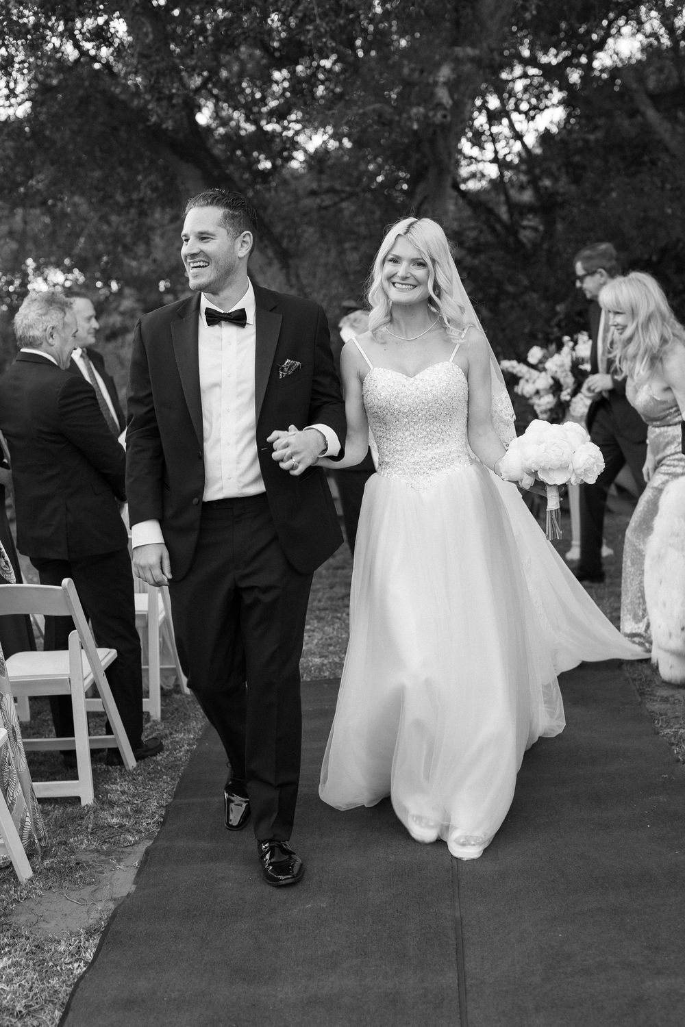 Black and white vogue style images from backyard wedding