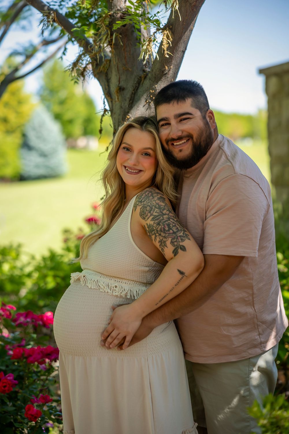 maternity photo man and woman at Scentsy Commons Meridian Idaho Milestones Portraits