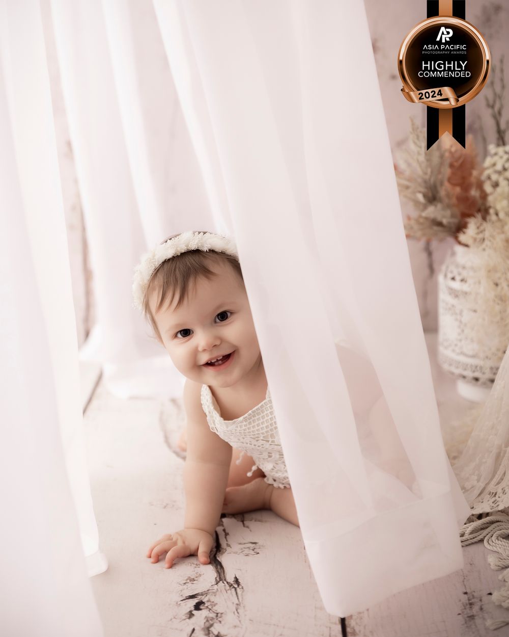 Award winning newborn photography image. Professional newborn photographer, Townsville, QLD, Australia.