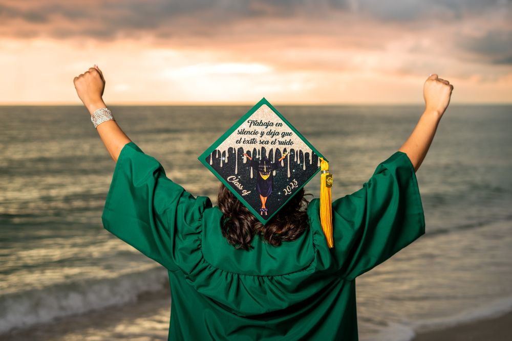 St Pete Beach-Treasure Island Gradute-sunset photo session with BE Jazy Photography-St Pete Beach Photographer