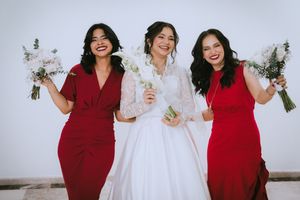 En Valledupar, cada boda es única. Capturamos tu historia de amor con la magia del Caribe y la eternidad de una fotografía.