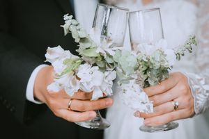 El amor brilla más en la Costa Caribe. Fotografía de bodas en Valledupar y Cesar para recuerdos que nunca se desvanecen.
