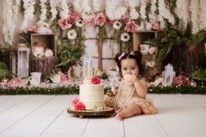 miami cake smash photographer, cake smash photography near me, cake smash portraits miami