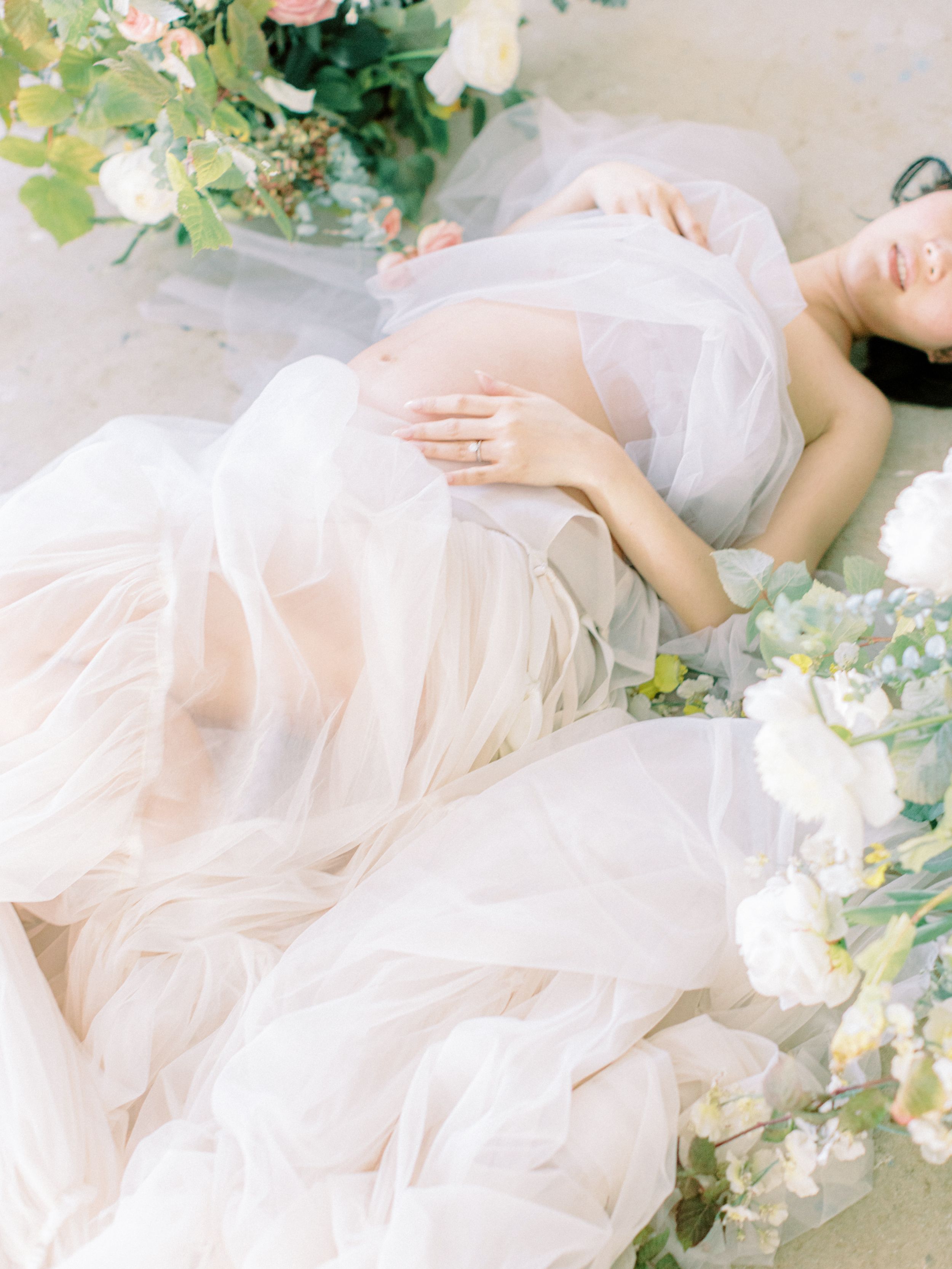 Jeanie Jang Photo NYC Maternity Photographer New York Family Photographer