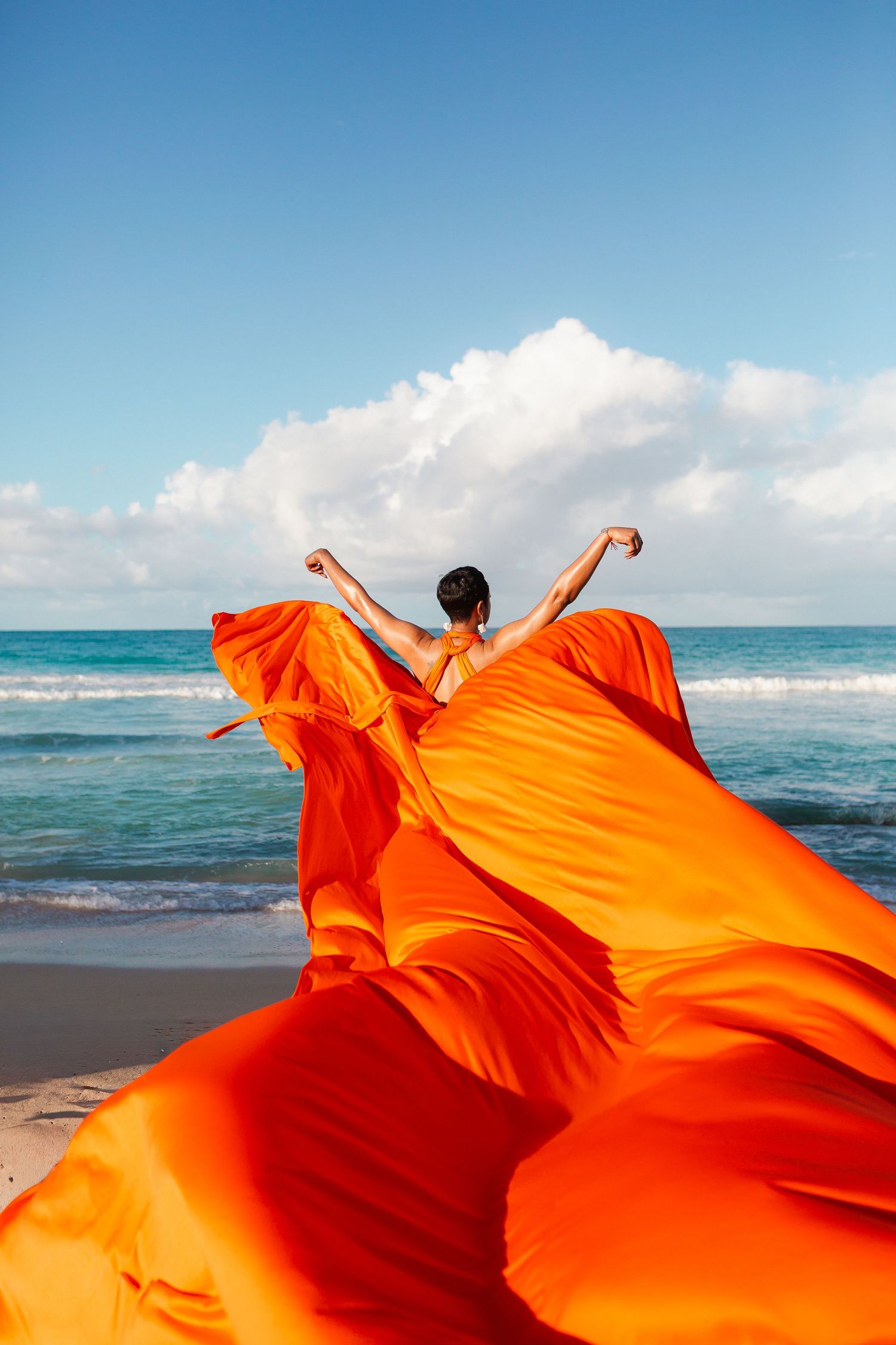 Flying dress Punta Cana, Photo session on the beach. For woman, couple, celebrate birthday,  anniversary