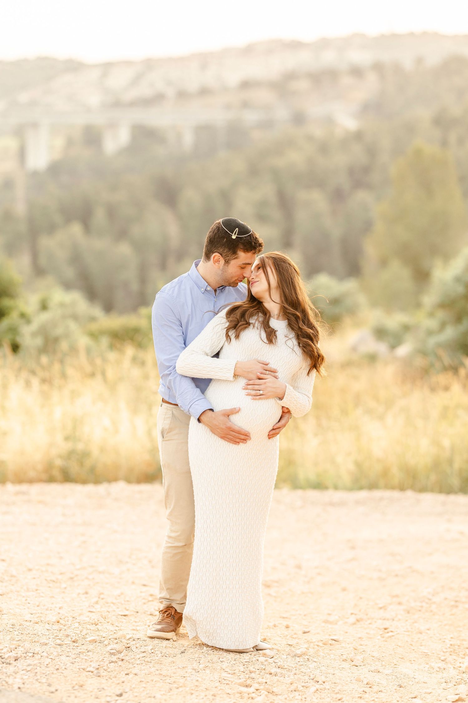 light and airy maternity photo shoot in the hills of Jerusalem