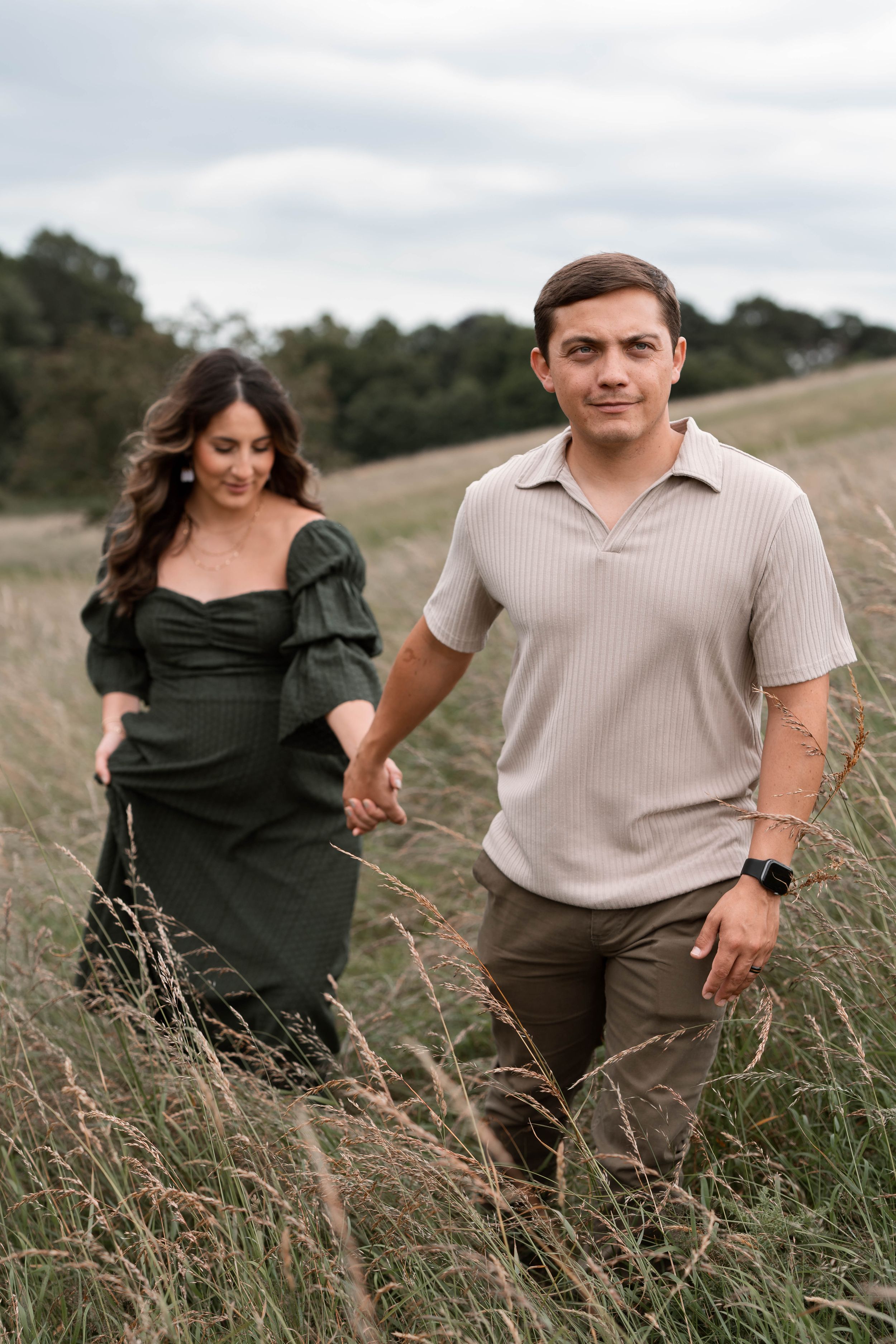 American couple get maternity photos taken in Dublin's phoenix park. Dublin wedding photographer.