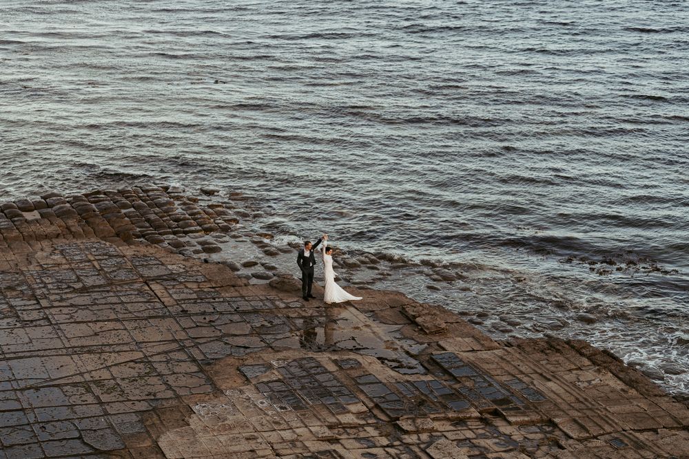 elopement at tessellated pavements by joss jensen photography in tasmania