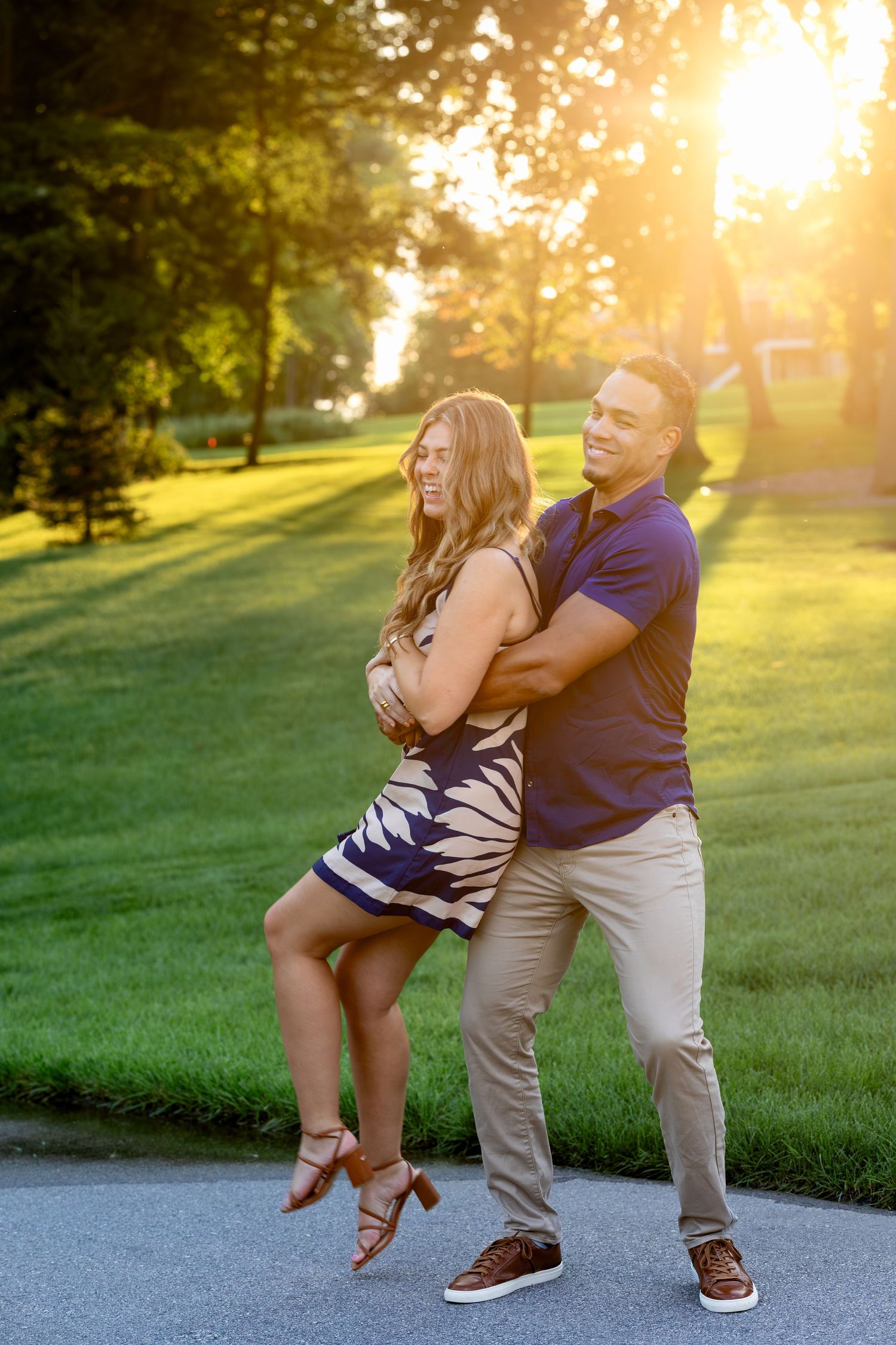 Minnesota photographer, couples photo session Chanhassen Minnesota Minneapolis family photographer