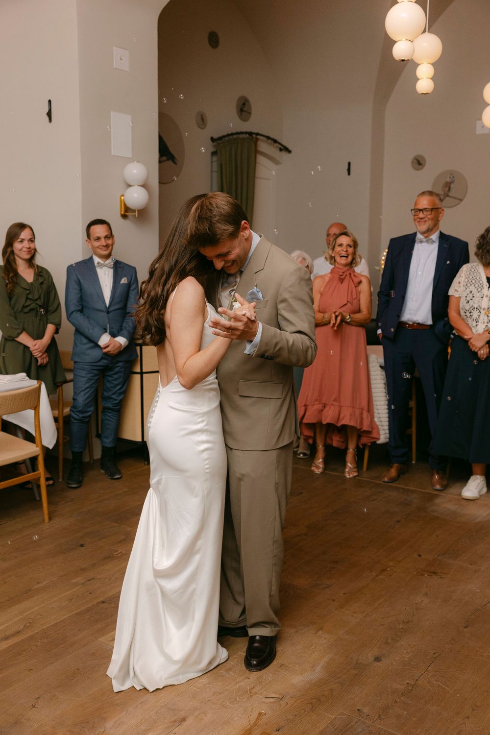 Hochzeitstanz Brautpaar im DIMU Freising
