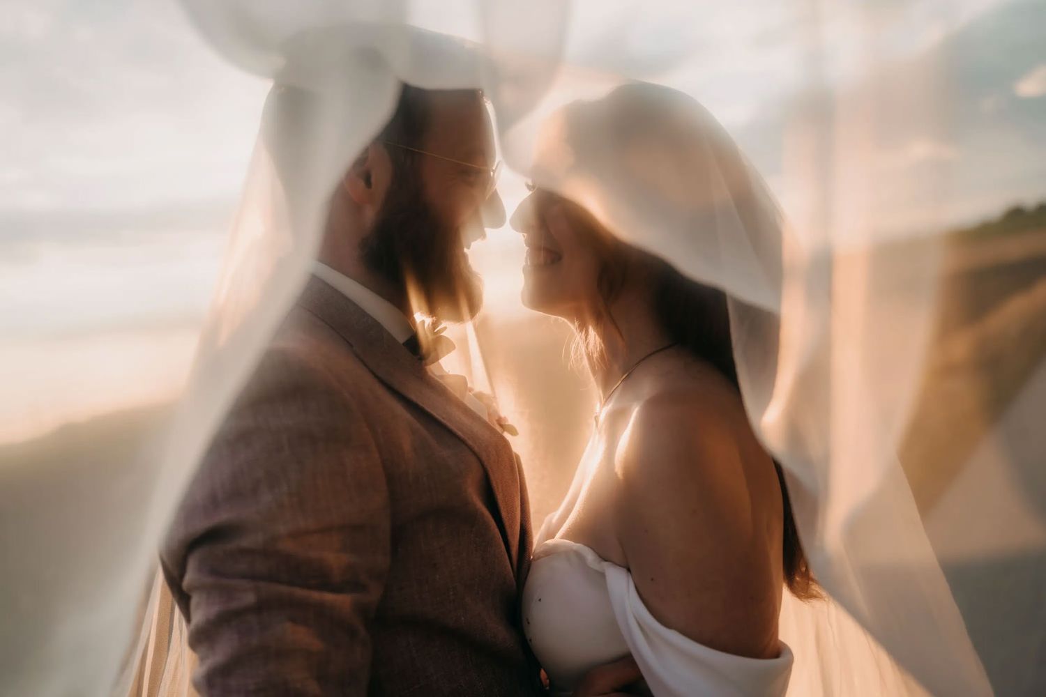 Hochzeitspaar-verliebt-sonnenuntergang-remseck-ludwigsburg