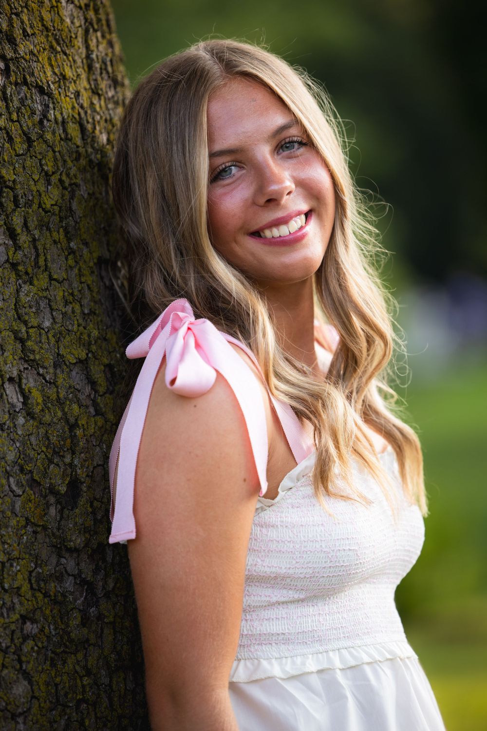 highly rated senior photographer in St. Louis Kirkwood Webster Groves Richmond Heights