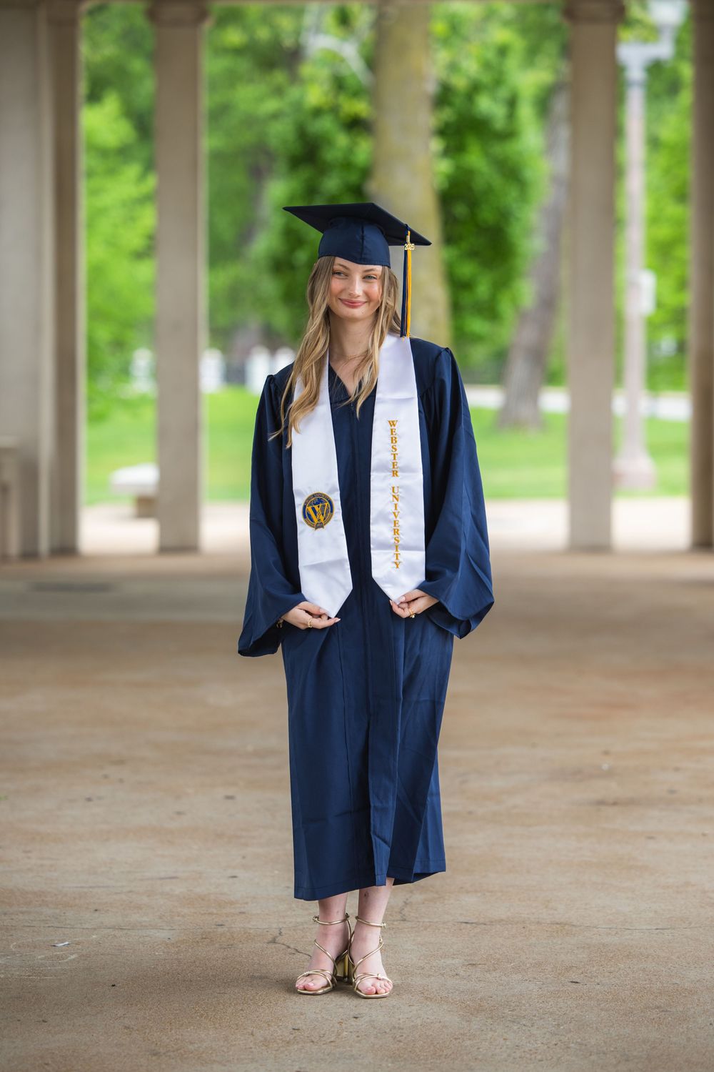 St. Louis senior photographer Carly Scaduto Photography