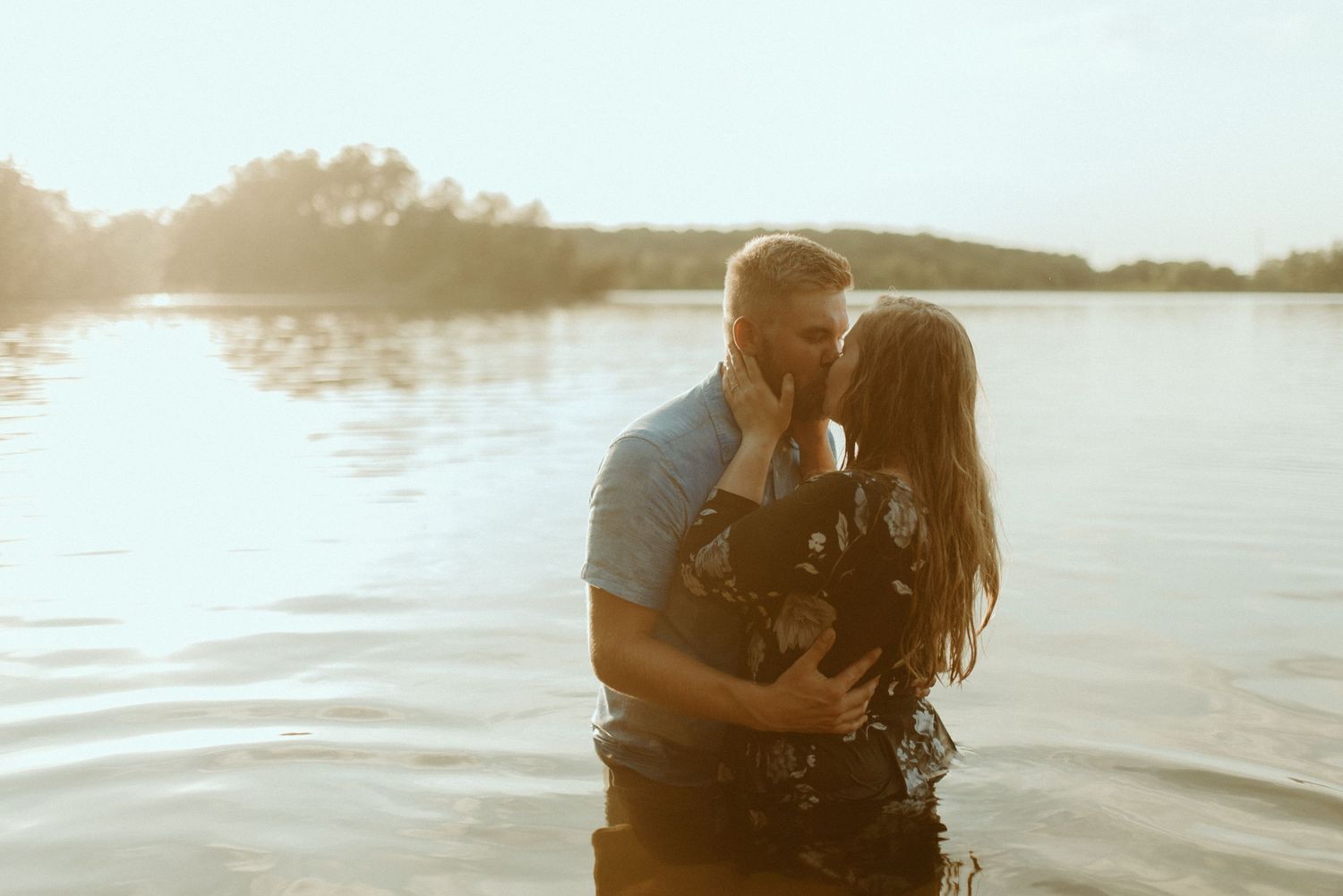 Minnesota Wedding Photographer, Romantic and Authentic Minnesota Photography, Minnesota Couple Photos | Rachel Marie Photography