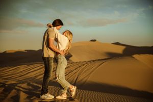 Couples engagement photography; Copyright: Myranda Smith Photography