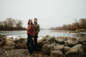 Couples engagement photography; Copyright: Myranda Smith Photography