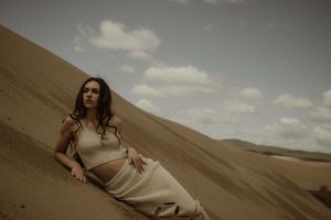 Model portrait photography; Copyright: Myranda Smith Photography