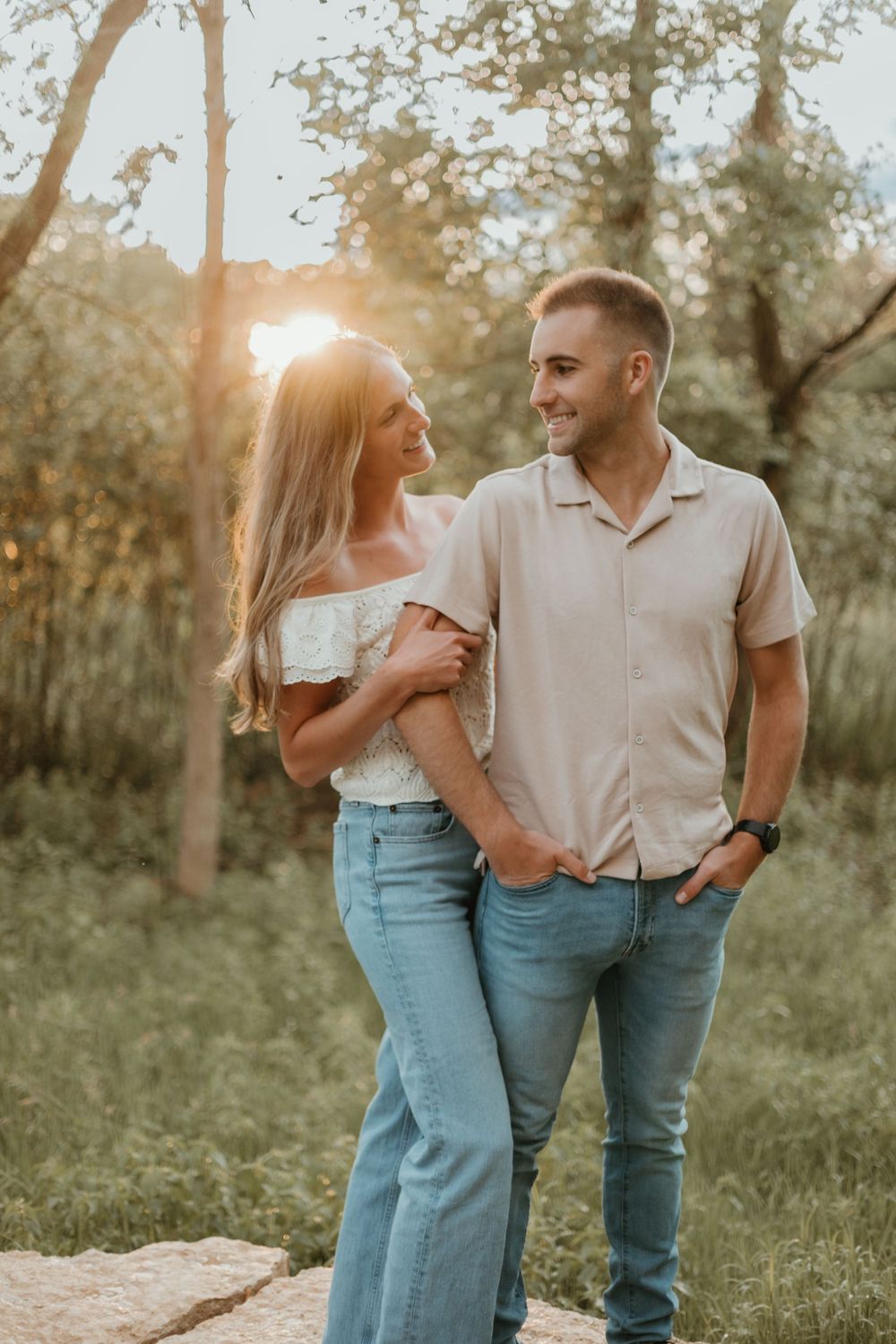 engagement golden hour