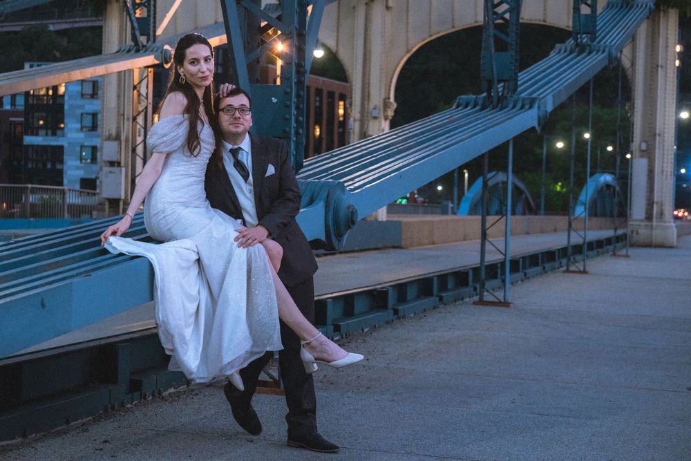 Smithfield Bridge Elopement. Cinematic Elopement in Pittsburgh.