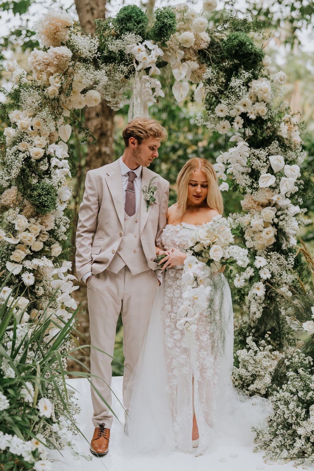 Intimate wedding ceremony at Capella Ubud