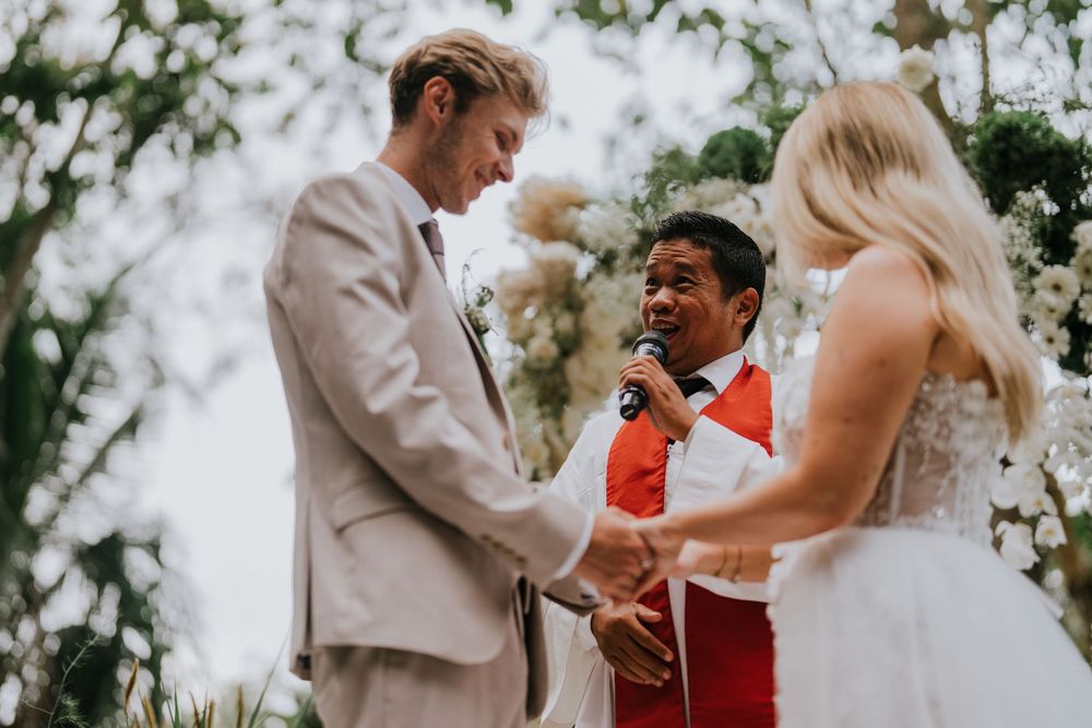 Luxury wedding photography at Capella Ubud
