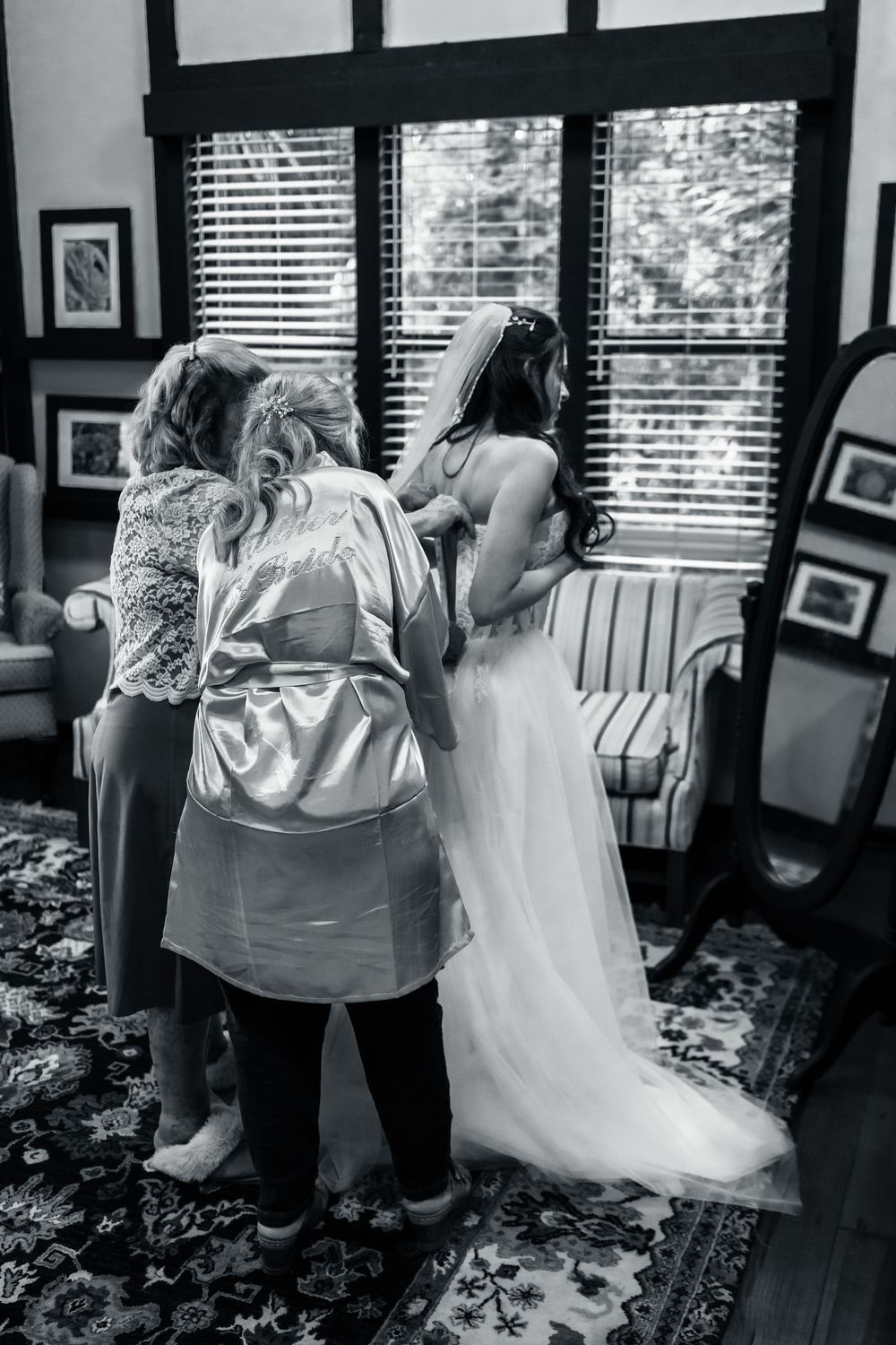 Washington Oaks Gardens State Park Wedding in Palm Coast, Florida. Getting Ready photography.