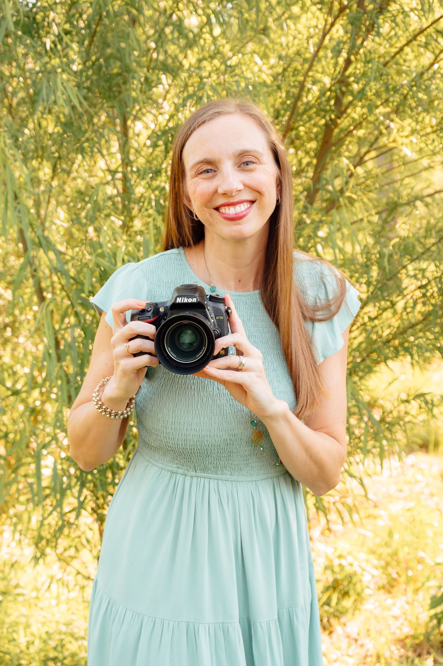Ashley Poloha - Houston Tx best family portrait photographer. Service families of all sizes in Memorial, riveroaks, post oak, spring Branch