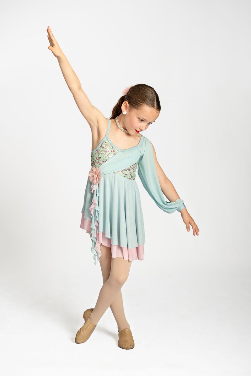 Girl wearing blue dance outfit at 3M Dance Works in Port Hope posing for individual photo